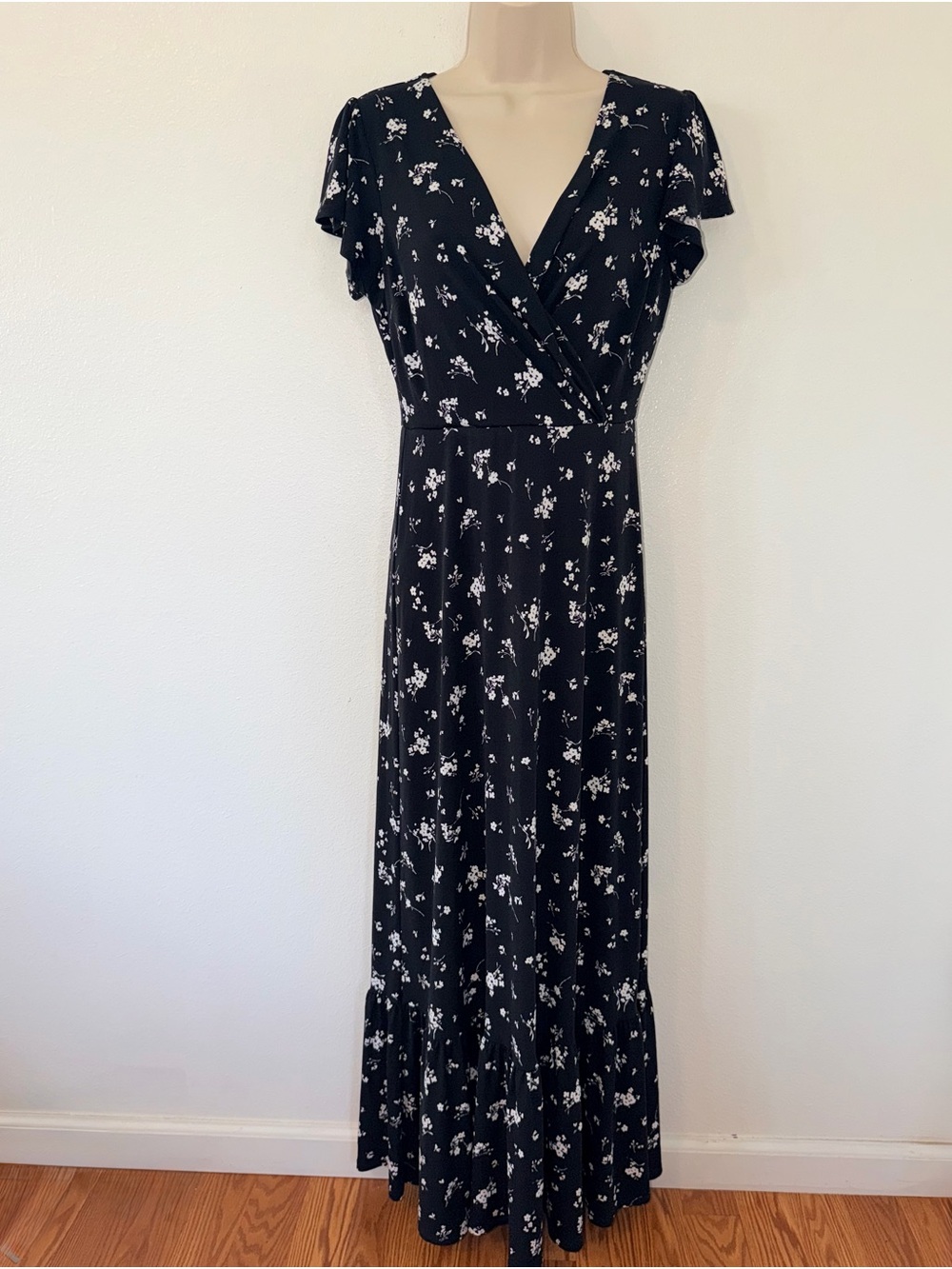 Gilli Black Floral Wrap Maxi Dress